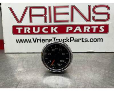 International Oil Pressure Gauge, Part # 942215