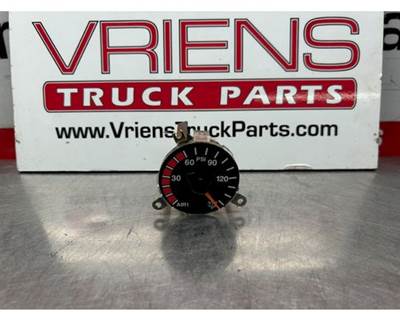 Used International Primary Air Pressure Gauge, Part # 2023358C1