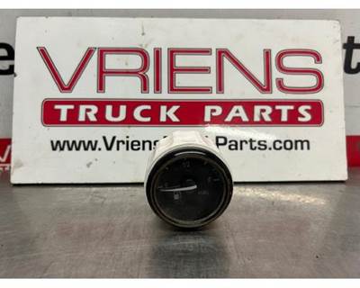 Peterbilt Fuel Level Gauge, Part # Q43-6002-118B