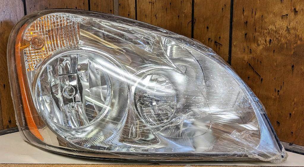 Freightliner Cascadia Headlight Assembly For Sale Salt Lake City, UT