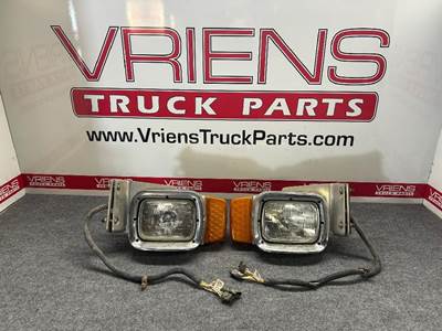 Peterbilt Headlight Assembly