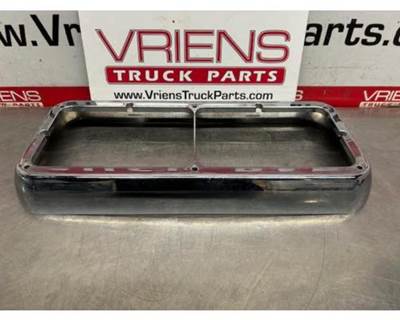 Freightliner Headlight Bezel