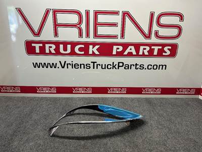 Freightliner Columbia Headlight Bezel