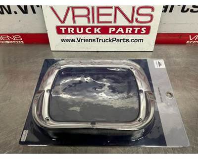 UNITED PACIFIC 41113 HEADLIGHT BEZEL