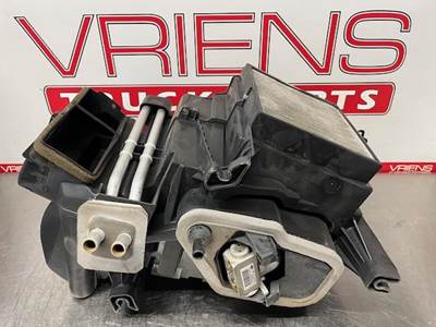 Kenworth T680 Heater Assembly