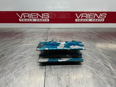 Kenworth T600 Hood Part