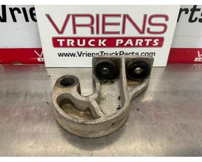 Used Peterbilt 378 Left Lower Aluminum Pivot, Part # 13-04708L