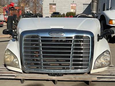 Freightliner Cascadia 125 Hood