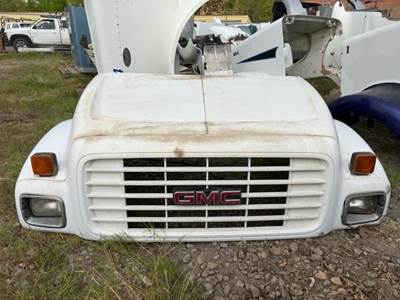 GMC C6500 Hood