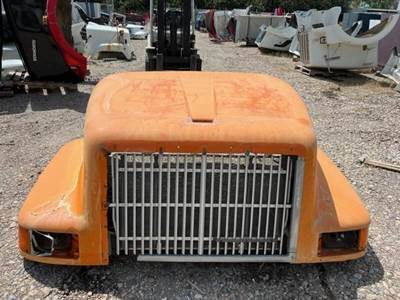 International 9400 Hood