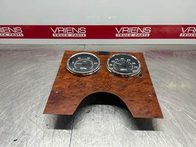 International Instrument Panel Cluster