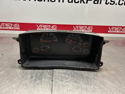 Volvo VNL Instrument Panel Cluster