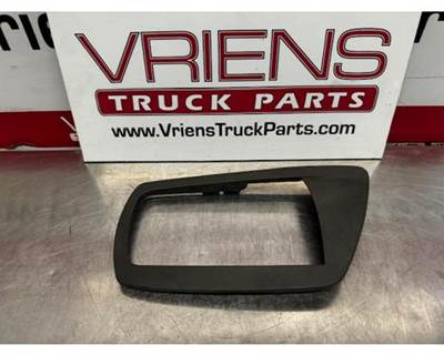 Used Kenworth Right Interior Door Handle Inside Release Bezel, Part # S18-1018R