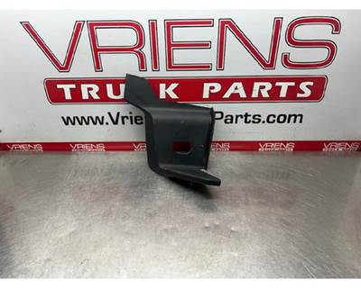 Used Kenworth T880 Right Interior Cover-Latch, Part # N22-6180R