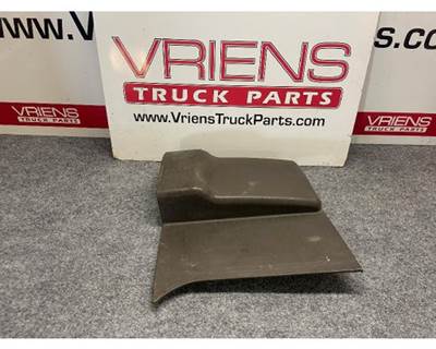 Kenworth Lower B Pillar Cover, Part # S22-1189-300