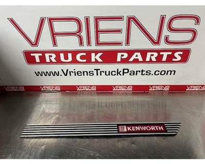 Kenworth T680 Trim Threshold Extrusion, Part # S60-1363