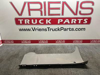S60-6064-0281 TRIM-B PILLAR UPR ULTRACAB RH GRAY