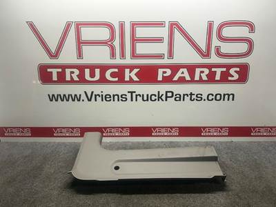 S60-1485-00720 TRIM-B PILLAR, DAYCAB U LH