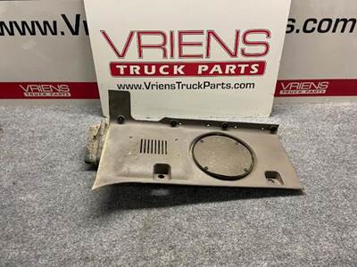 S60-6055-281 TRIM-PILLAR B LOWER LEFT GRAY