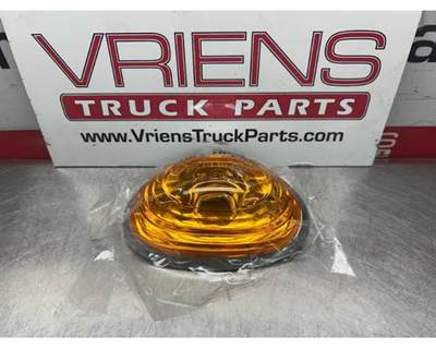 International Hood Mount Turn Signal/Marker Light, Left, Part # 3580631C93