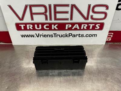 S45-1020 CAB DASH AIR VENT LOUVER 