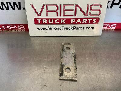 K221-4368-5 SPACER-ENGINE SPRT FRNT RECT 5X50X148 AL