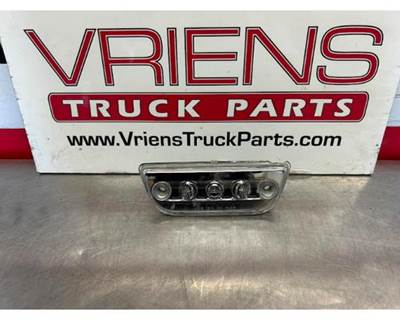 KENWORTH P54-1283-500 LAMP-MARKER LED SLPR CLR