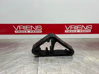 SPACER-OVERBELL 1-1/4" EXTRN A80-6033-005