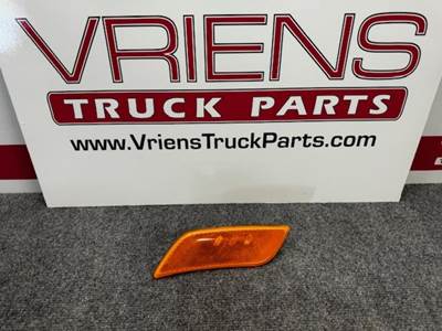 P541212100R PETERBILT TURN SIGNAL LAMP RH