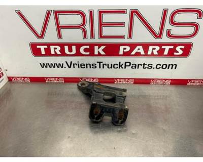 Peterbilt Left Axle Clamp Low Air Leaf, Part # C16-6001M00