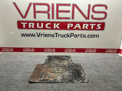 3540182C93 COVER, TRANSMISSION OPENING W/GASKET