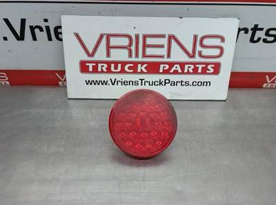 TRUCK-LITE 4050 SIGNAL-STAT LED STOP/TURN/TAIL LAMP
