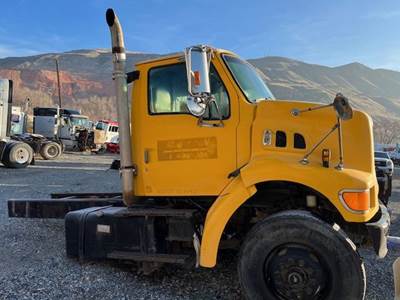 Ford LT9501 Louisville 101 Truck