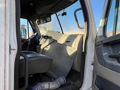 Freightliner Cascadia Truck