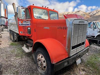 Freightliner FLC Truck