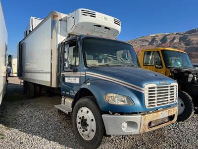 Freightliner M2 106 Truck