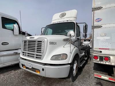 Freightliner M2 112 Truck