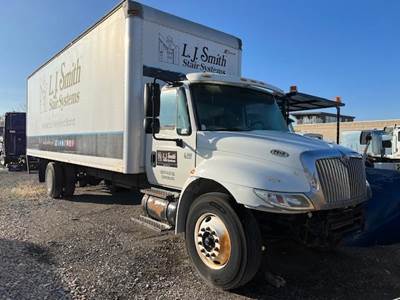 International 4300 Truck