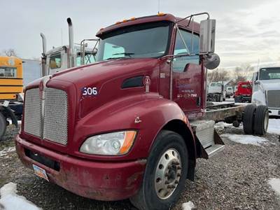 2008 Kenworth T300 Cab & Chassis Truck