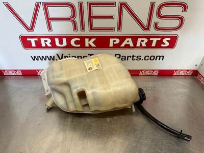International 7600 Radiator Overflow Bottle / Surge Tank