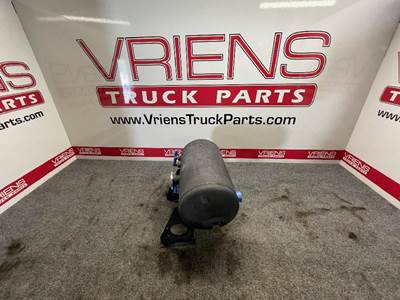 Peterbilt Radiator Overflow Bottle / Surge Tank