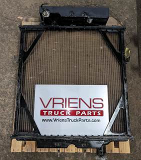 Peterbilt 379 Radiator