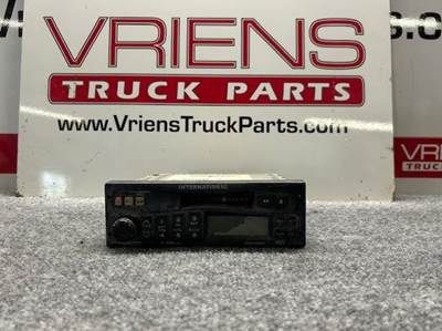 351017C2 CD PLAYER