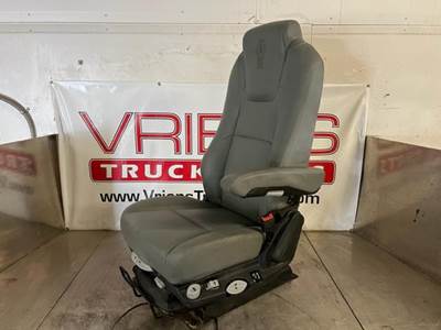 Kenworth T880 Seat