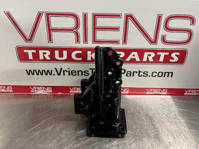 Kenworth W900 Right Spring Hanger