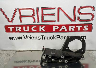 Peterbilt 379 Spring Hanger