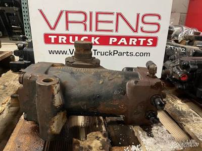 TRW/ROSS HFB70114 Steering Gear / Rack