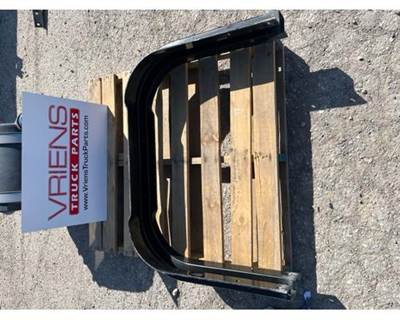 Kenworth W900 Suspension Crossmember / K-Frame