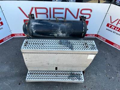 Peterbilt 386 Tool Box