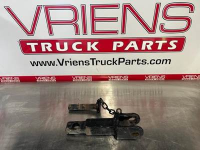 Kenworth T800 Trailer Hitch
